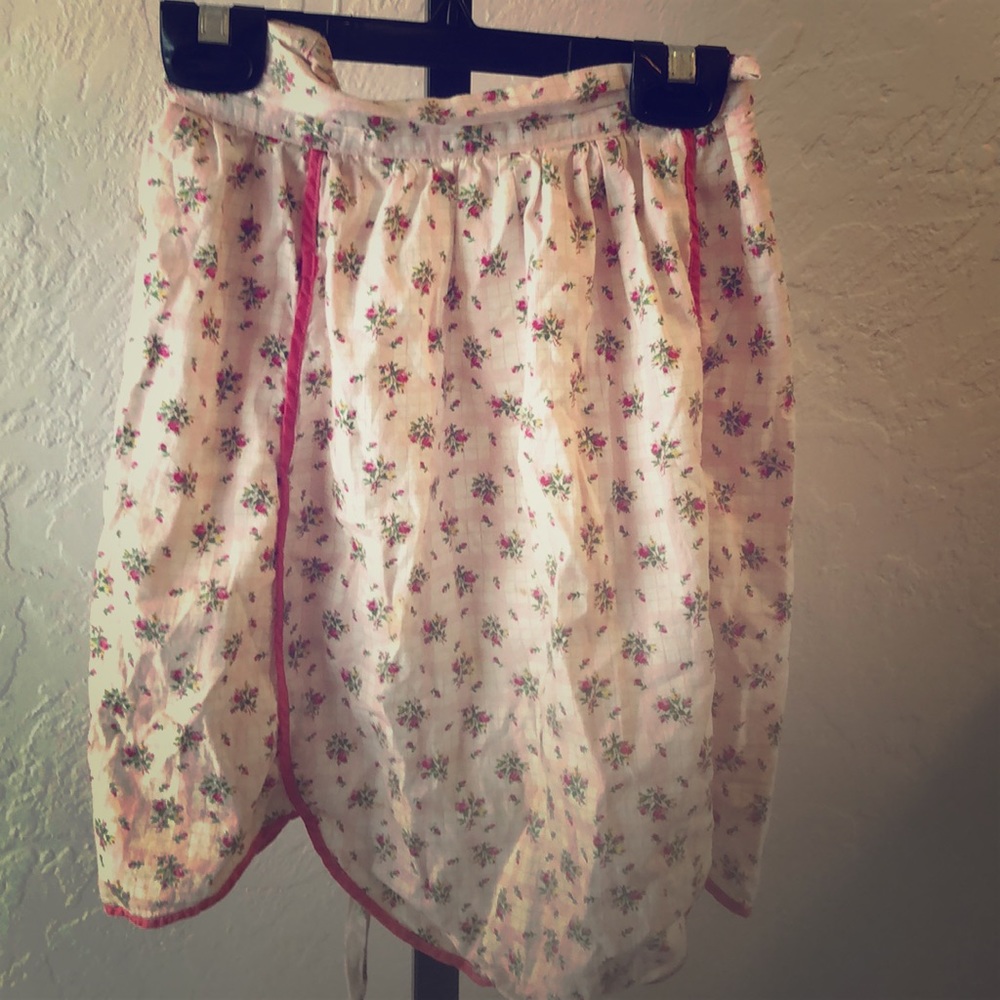 Cute flower apron vintage retro